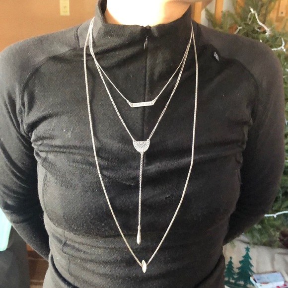 Silver 3-Strand necklace - Picture 4 of 5